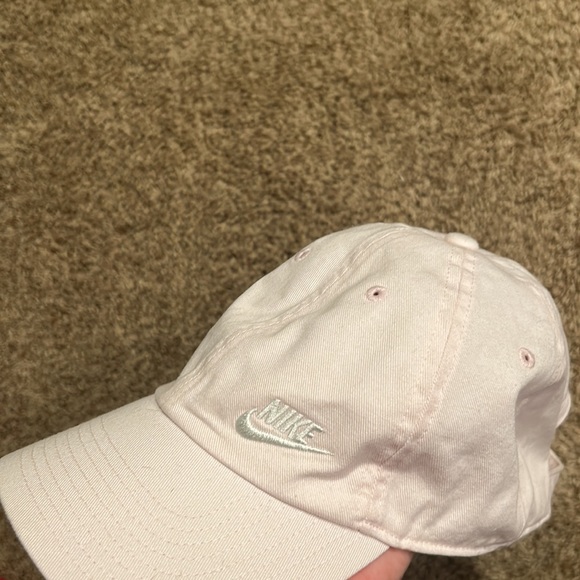 hat - Picture 3 of 3